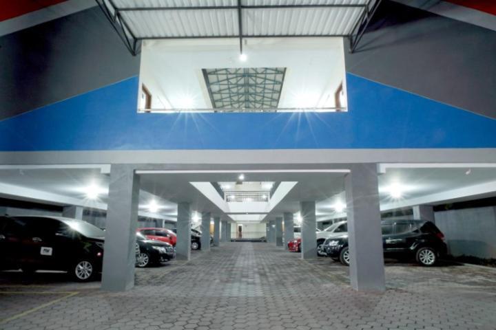 Dparagon Seturan 4 Maguwo Exterior foto
